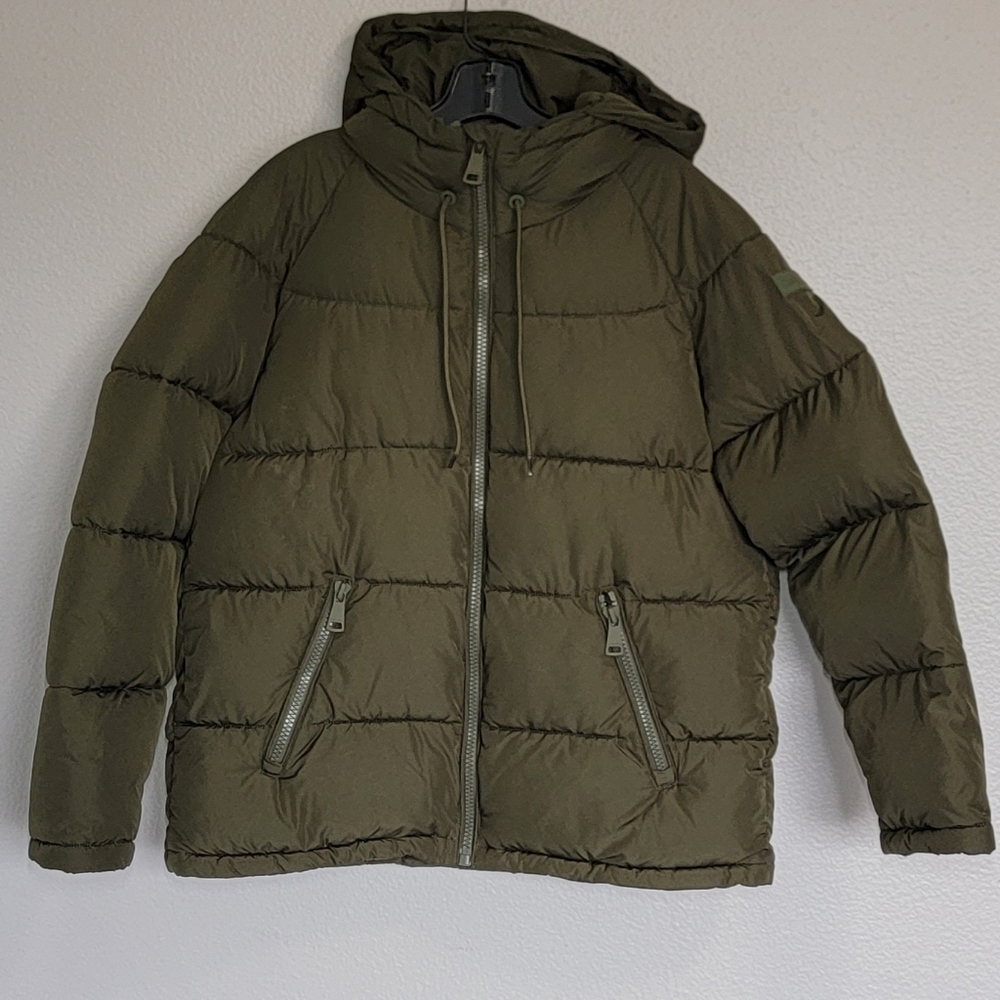Calvin Klein Women Sorona Aura Green  Puff Jacket/ Size L.